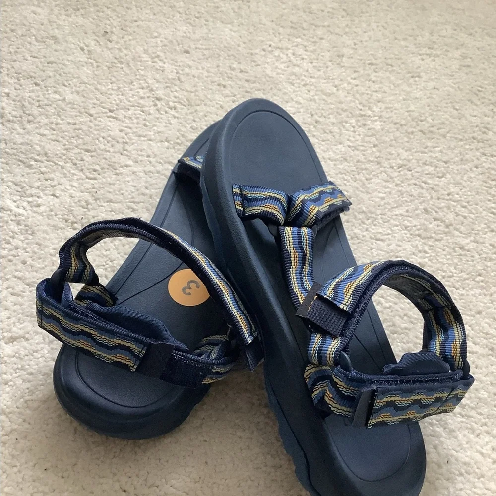 NWOT Teva Kids' Hurricane XLT 2 Kishi Blue Yellow Sandal Size 3 Youth - Picture 9 of 10